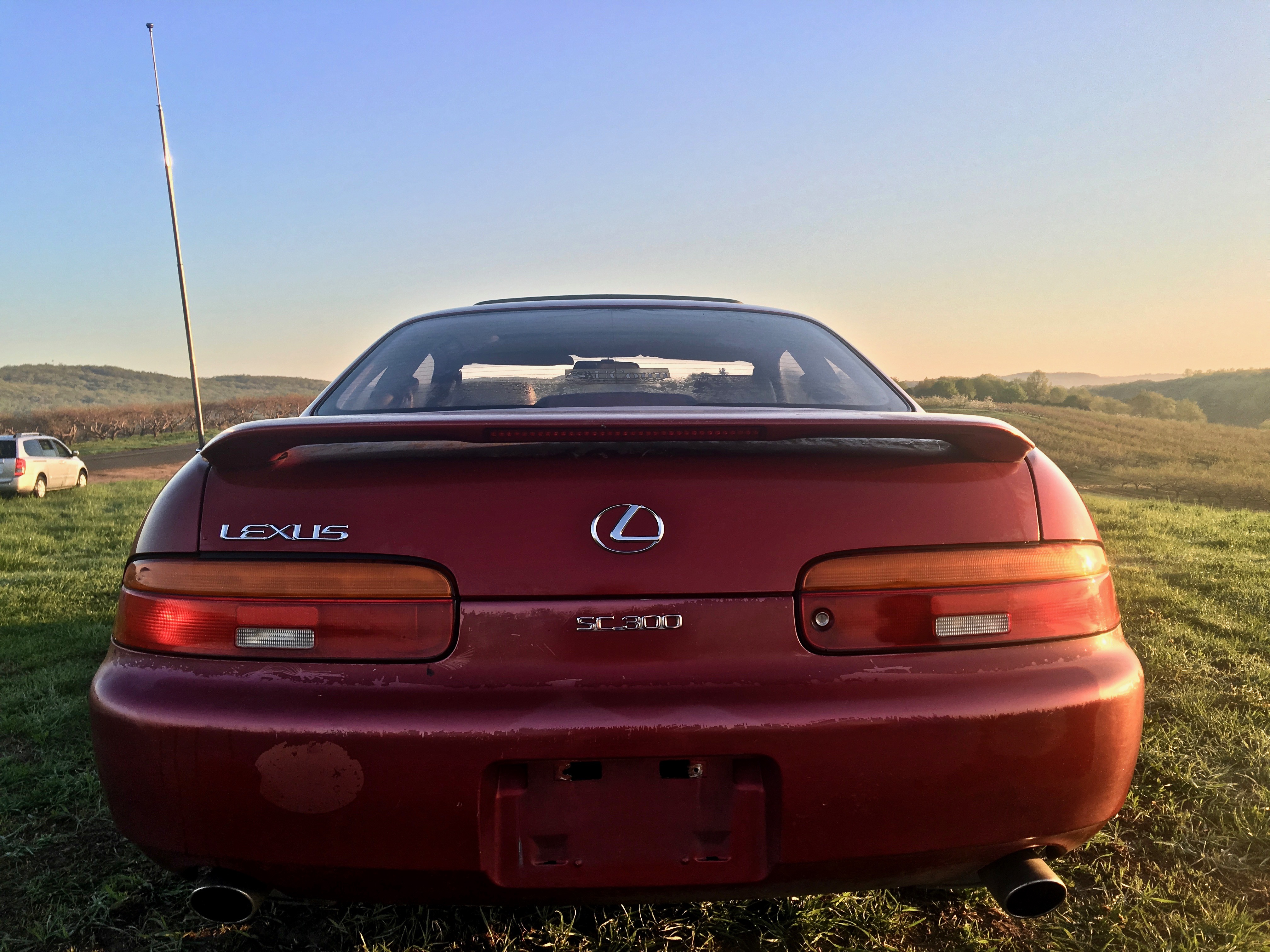 1993 Lexus SC 300 – Supra-Platform 2JZ GT Coupe, Refined Rear-Drive Lexus Classic — photo 12